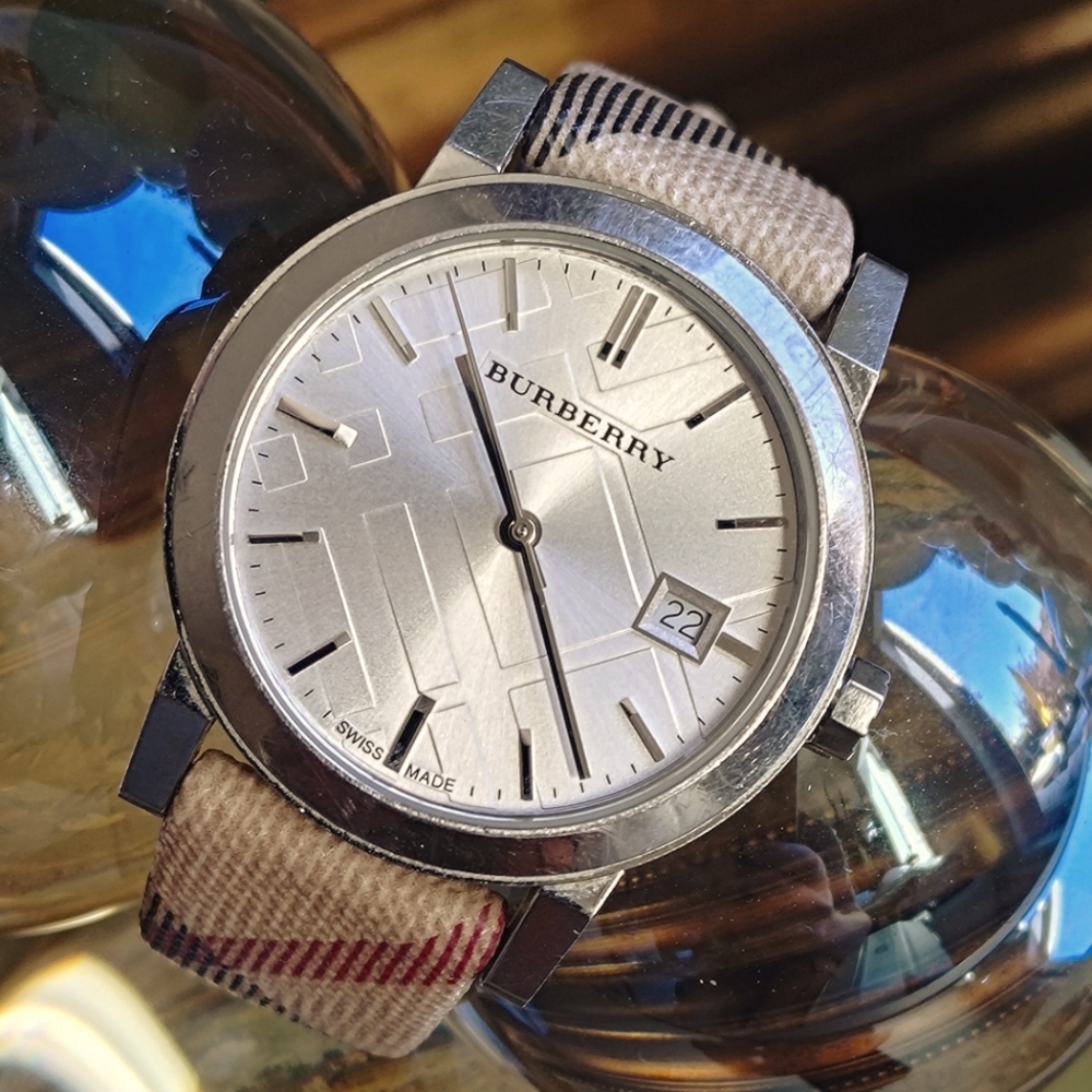 Swiss Made Burberry Silver Watch with Beige Plaid Strap